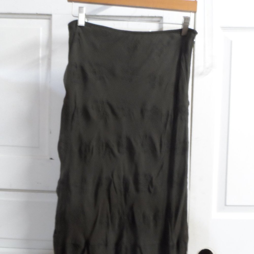 NWT INC International Concepts Silk Skirt - Size 6